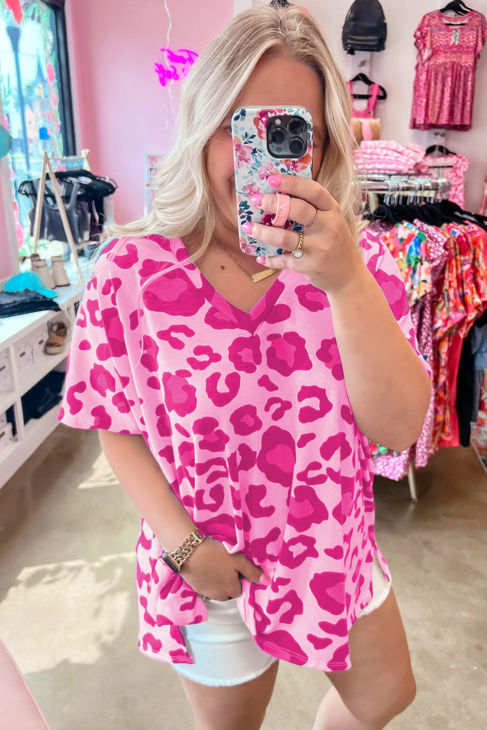 Plus Size Pink Leopard Print V Neck Tee