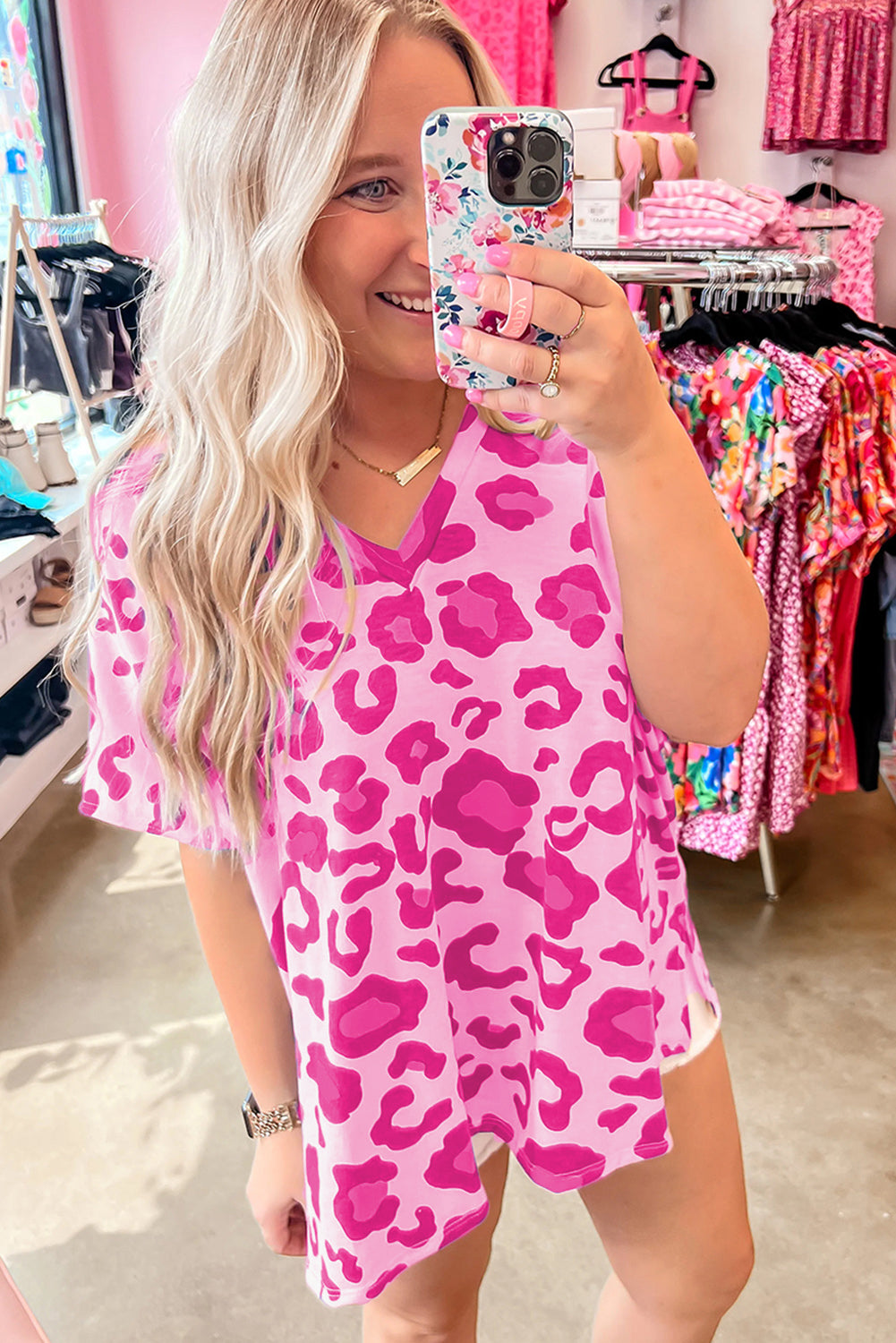 Plus Size Pink Leopard Print V Neck Tee