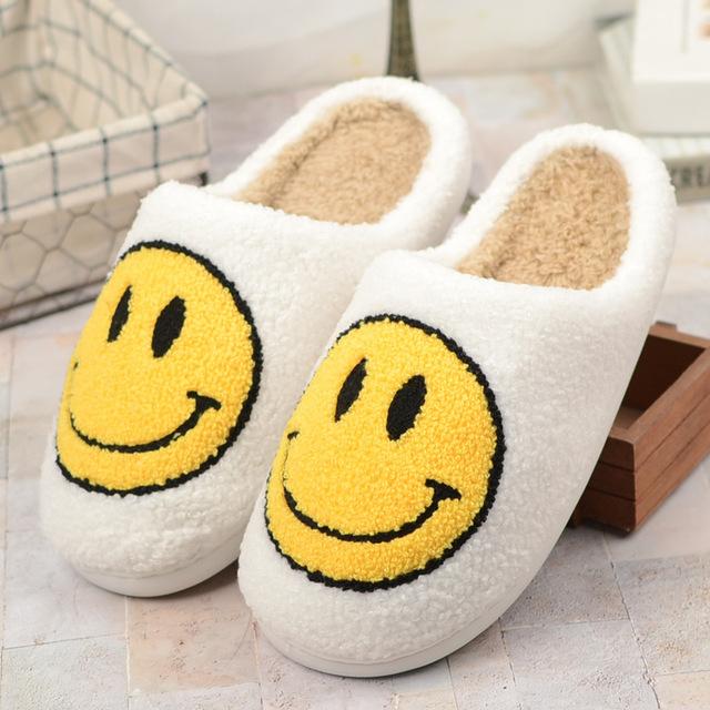 Women's Smiling Face Plush Home Slippers