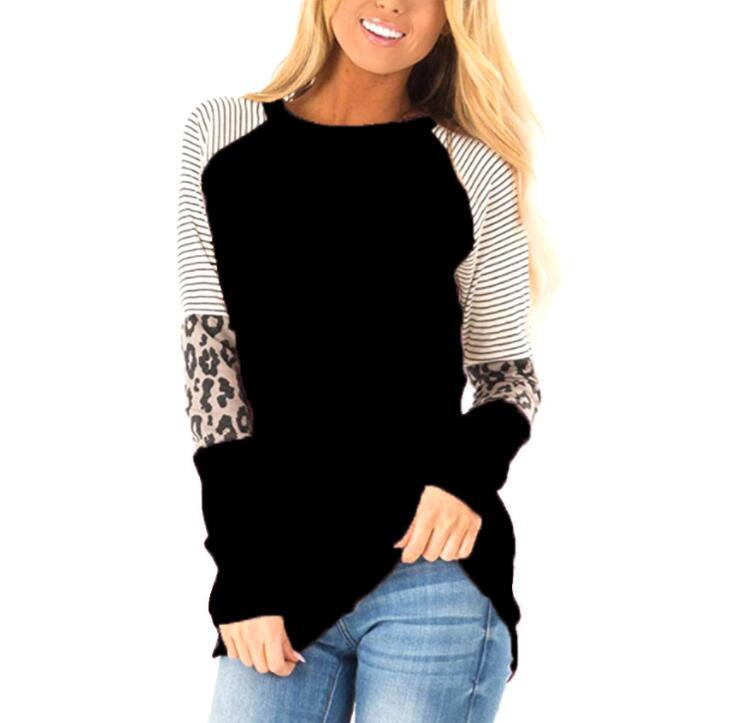 Leopard Print Round Neck Long Sleeve T-shirt