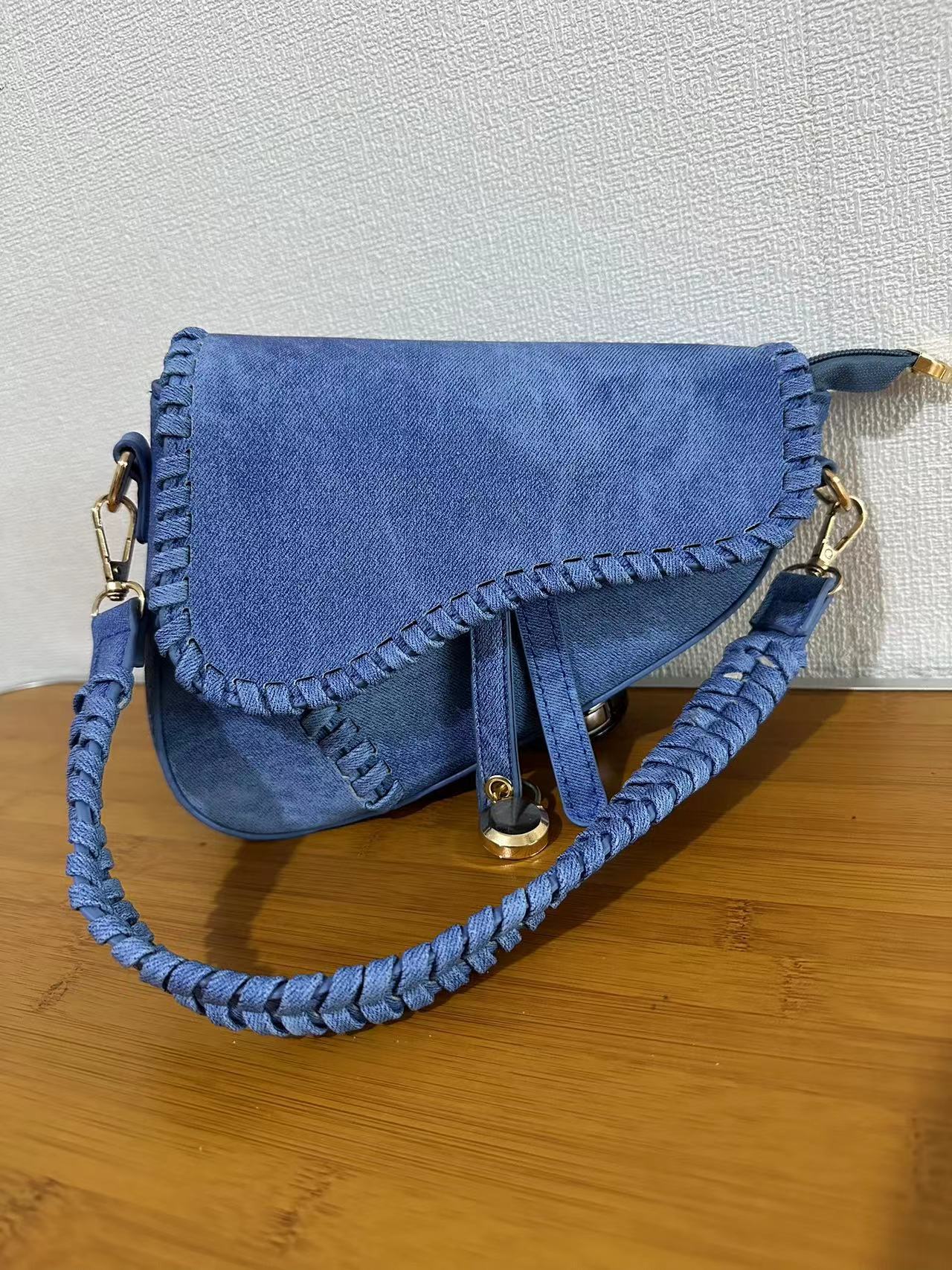 Fashionable Shoulder Crossbody Saddle Bag