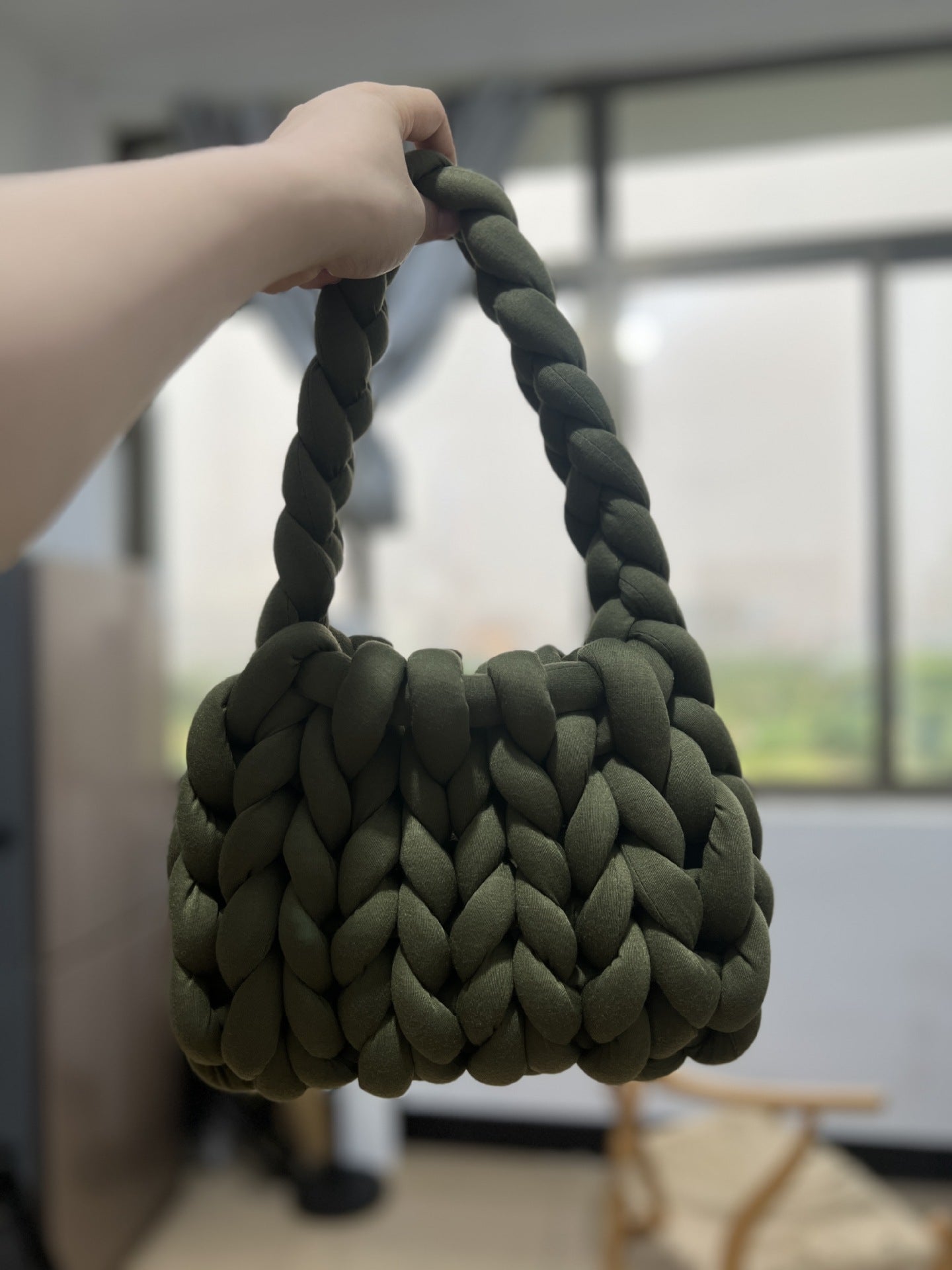 Woven Large Single Shoulder Bag