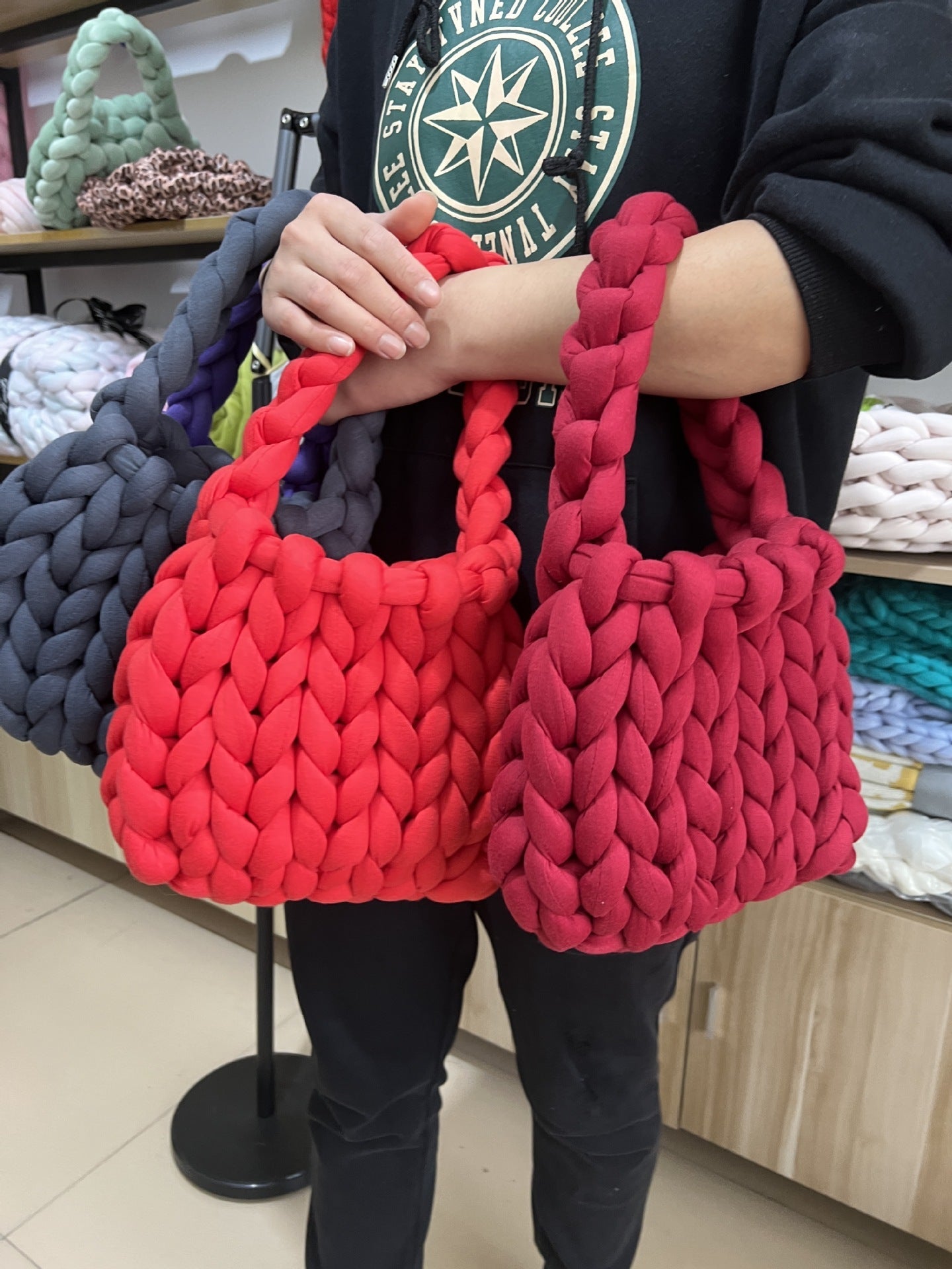 Woven Large Single Shoulder Bag