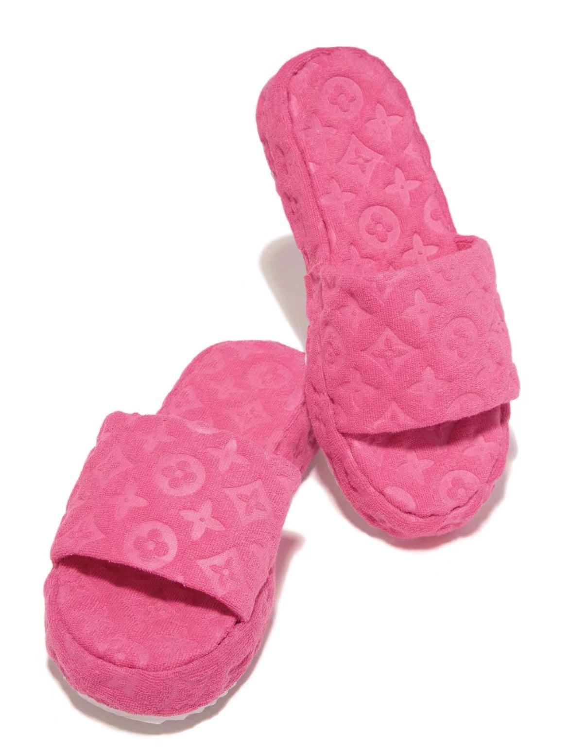 Platform Embossed Slippers