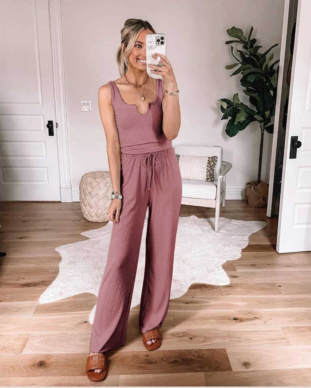 V-neck Solid Color Sleeveless Top + Trousers