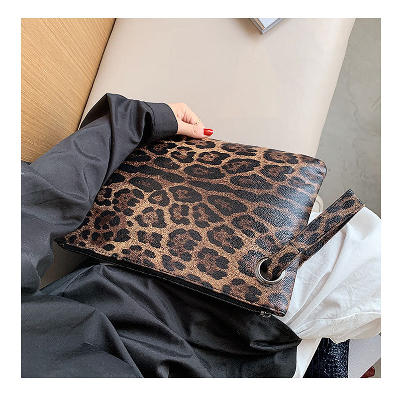 Leopard Print Temperament Clutch Bag