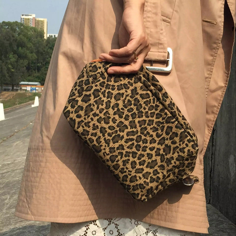 Large Capacity Leopard Print Cosmetic Bag