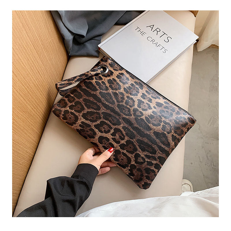 Leopard Print Temperament Clutch Bag